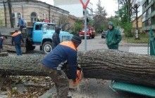 У семи областях України через негоду знеструмлено 90 населених пунктів