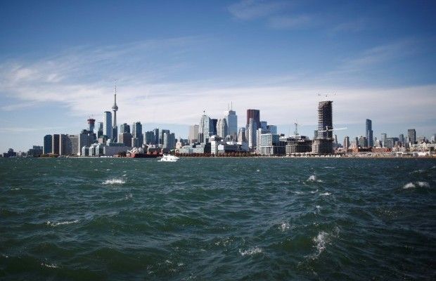 МАУ с сегодняшнего дня возобновляет прямые рейсы между Киевом и Торонто