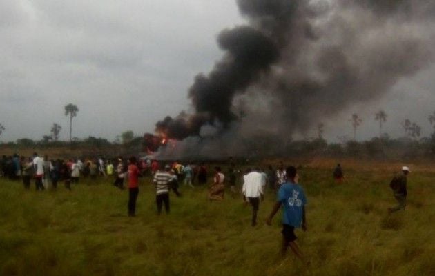 11 українців загинуло внаслідок падіння літака в Конго (ФОТО)