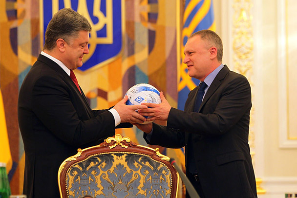 'Динамо' змінило позицію по Маріуполю після втручання Порошенка - ЗМІ 'Динамо' змінило позицію по Маріуполю після втручання Порошенка - ЗМІ