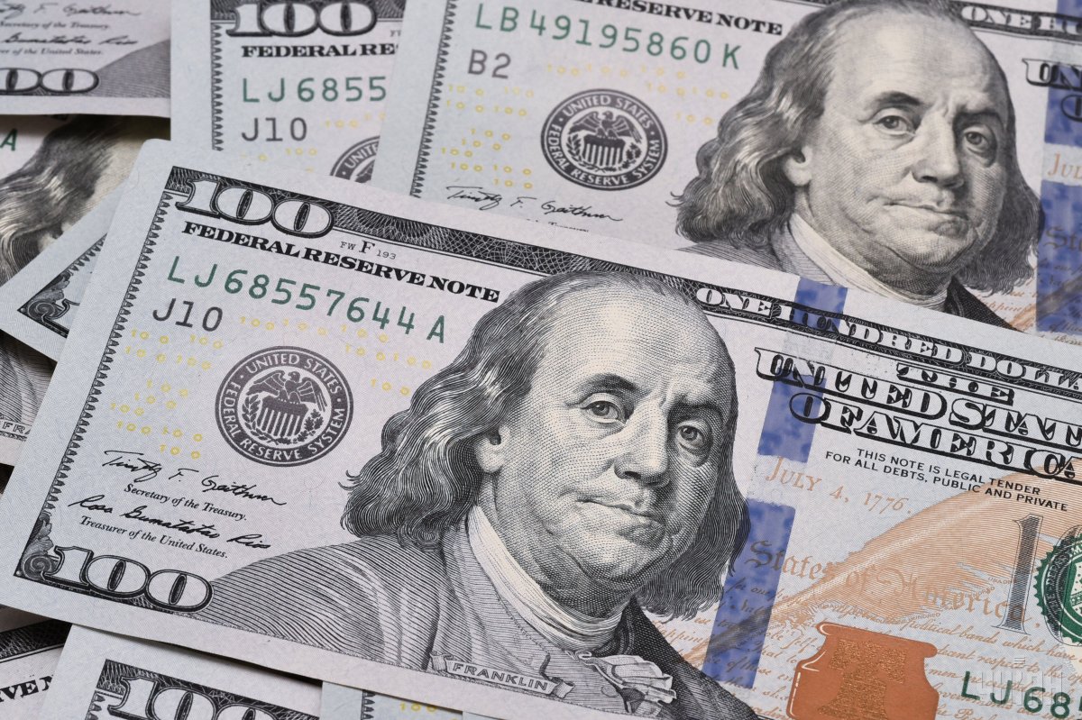 Експерт зазначив, що на валютний ринок у квітні впливатиме низка факторів / фото УНІАН