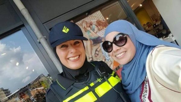Мусульманки в полиции Нидерландов / islam-today.ru