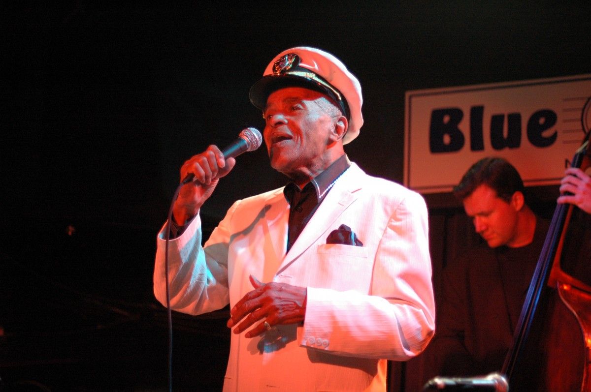 Причина смерти певца неизвестна / bluenotejazzfestival.com Причина смерти певца неизвестна / bluenotejazzfestival.com