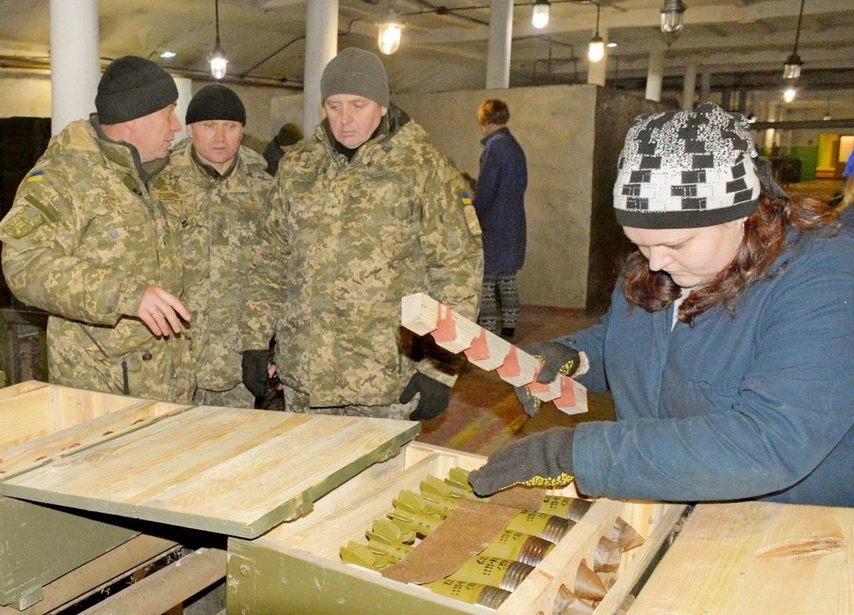 Повышение безопасности и живучести баз, складов и арсеналов находится под постоянным контролем / mil.gov.ua Повышение безопасности и живучести баз, складов и арсеналов находится под постоянным контролем / mil.gov.ua