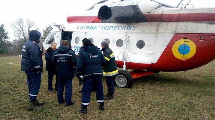 Для пошуку зниклих рибалок вилетів гелікоптер МІ-9 / фото facebook.com/KyivOperativ Для пошуку зниклих рибалок вилетів гелікоптер МІ-9 / фото facebook.com/KyivOperativ