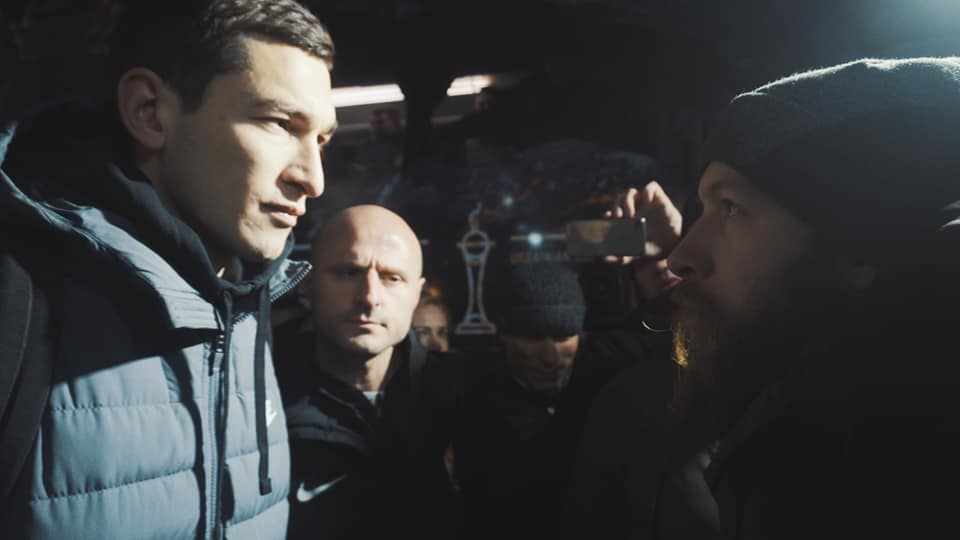 Тарас Степаненко пообіцяв, що команда вийде в футболках / фото facebook.com/maxim.zhorin Тарас Степаненко пообіцяв, що команда вийде в футболках / фото facebook.com/maxim.zhorin