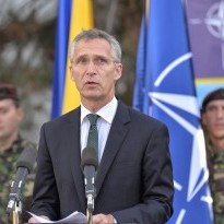 Министры иностранных дел стран НАТО обсудят намерение Украины вступить в Альянс - Столтенберг