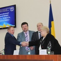 В Житомире утвердили резолюцию о развитии кадрового потенциала области