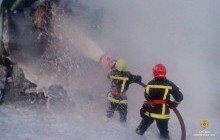 На Тернопільщині внаслідок пожежі згорів комбайн (фото)