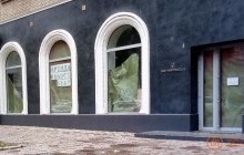 "Про той Донецьк нагадують вивіски-примари": опубліковані моторошні фото окупованого міста