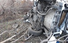 В Донецькій області на міні підірвалося поліцейське авто, один правоохоронець загинув (фото, відео)