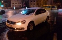 В ДТП в Киеве с участием сотрудника российского посольства пострадали мать и дочь