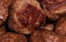 В Швеции перевернулся грузовик с 20 тоннами тефтелей