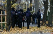 У центрі Одеси протест проти забудови Міськсаду переріс у сутички активістів з поліцією (відео)