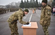 У Житомирі строковики-десантники склали військову присягу на вірність українському народові (фото)