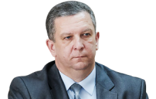 "Работающие в "белую" платят налог в пенсионный фонд за двоих"