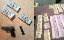 У Дніпрі затримали двох 20-річних грабіжників, які викрали у жінки $50 тисяч та золоті прикраси (фото)