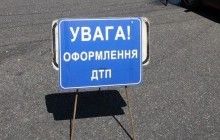 Вблизи Львова в результате столкновения грузовика с рейсовым автобусом пострадали 12 человек, среди которых беременная женщина
