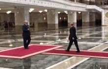 "Приблизно 8-10 см": Путін приїхав до Лукашенка на високих підборах (відео)