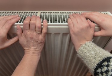 Когда включат отопление: жителям каких регионов придется мерзнуть дольше всех (список)