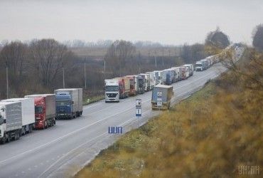 Польські перевізники анонсували нову блокаду кордону з Україною, - ЗМІ