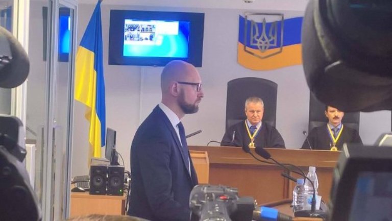 Яценюк у суді розповів, коли востаннє контактував з Януковичем / скрин видео Яценюк у суді розповів, коли востаннє контактував з Януковичем / скрин видео