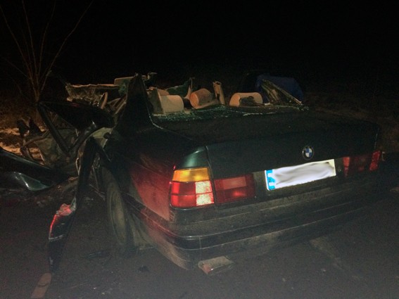 Водій іномарки не впорався з керування на виїхав на смугу зустрічного руху / zt.npu.gov.ua Водій іномарки не впорався з керування на виїхав на смугу зустрічного руху / zt.npu.gov.ua