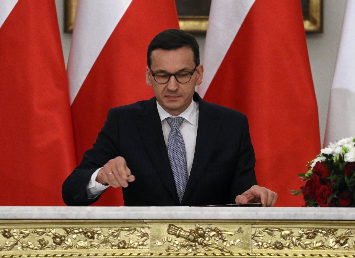 Моравецкий заявил, что 24 февраля сопротивление и борьба казались совершенно бессмысленными / фото REUTERS Моравецкий заявил, что 24 февраля сопротивление и борьба казались совершенно бессмысленными / фото REUTERS