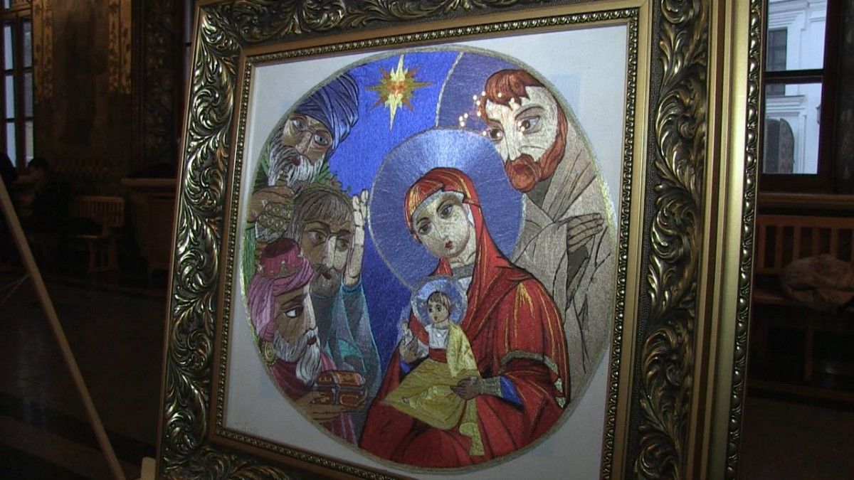 В Києво-Печерській лаврі відкрилась виставка ікон, вишитих шовком: 'Всесвіт' (фото)