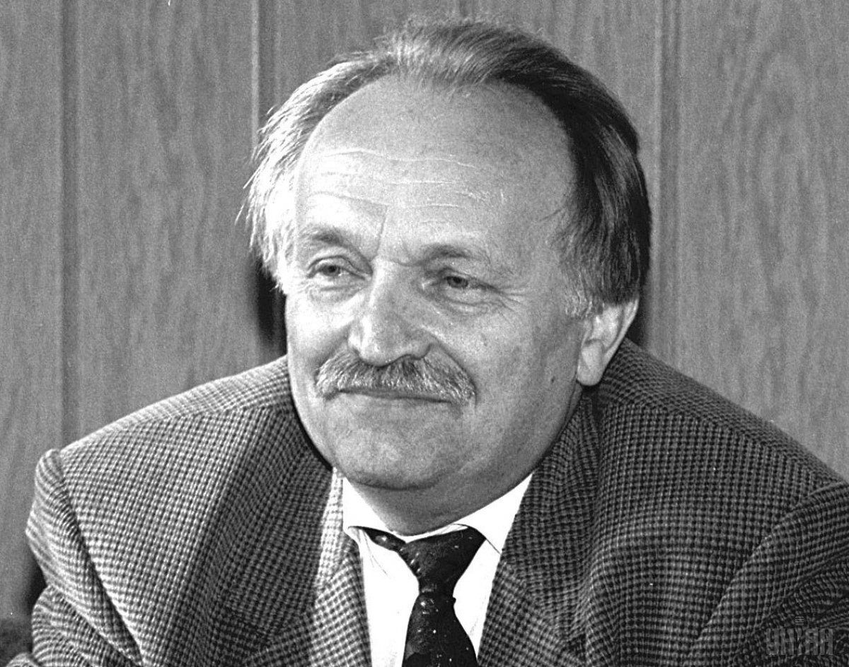 Вячеслав Чорновил погиб 20 лет назад в ДТП / УНИАН Вячеслав Чорновил погиб 20 лет назад в ДТП / УНИАН