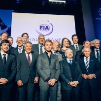 Алонсо и еще 32 великих чемпиона Формулы-1 вошли в Зал славы FIA