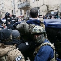 Прокуратура возбудила дело против депутатов, мешавших правоохранителям задержать Саакашвили
