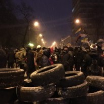 Protesters say 10 injured after storming Saakashvili's tent camp outside Rada