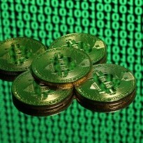 В США закрыли налоговую лазейку для операций по обмену криптовалюты