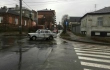 В Харькове невнимательный водитель спровоцировал ДТП (фото)