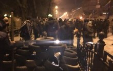 Штурм наметового містечка під Радою: з'явилось детальне відео з даху будинку