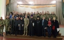 Священиків та вірян УПЦ нагородили відзнаками до Дня волонтера і Збройних Сил України