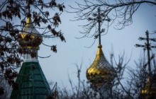 В Івано-Франківську депутати побачили "антиукраїнську діяльність" у 12 069 приходах УПЦ та написали вимоги до української влади