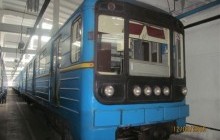 Киевское метро продало два вагона за полмиллиона: кто и зачем их купил (фото, видео)