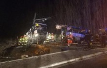 Во Франции в результате столкновения школьного автобуса с поездом погибли четверо подростков