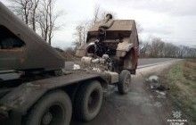У Тернополі патрульні загасили пожежу вантажівки