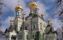 Предстоятель УПЦ возглавил празднование дня памяти святителя Николая в Покровском монастыре столицы