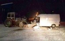 На Житомирщине водителя зажало конструкциями искореженного микроавтобуса (фото)