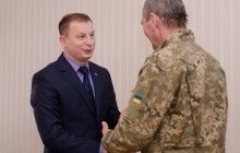 На Тернопільщині учасник АТО та родина загиблого бійця отримали сертифікати на придбання житла