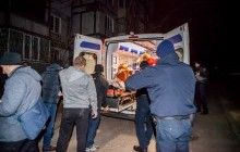 В многоэтажке в Днепре прогремел взрыв: ранена полицейская (фото, видео)