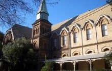 В Англії храми рекомендують перетворити в "будинки культури", щоб зберегти їх