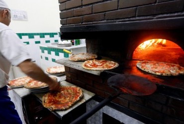 ЮНЕСКО внесла приготування неаполітанської піци у список культурної спадщини (фотогалерея)