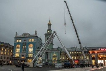 Kyiv panoramic wheel under construction