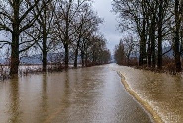 Floods in Ukraine: red danger level declared in four regions