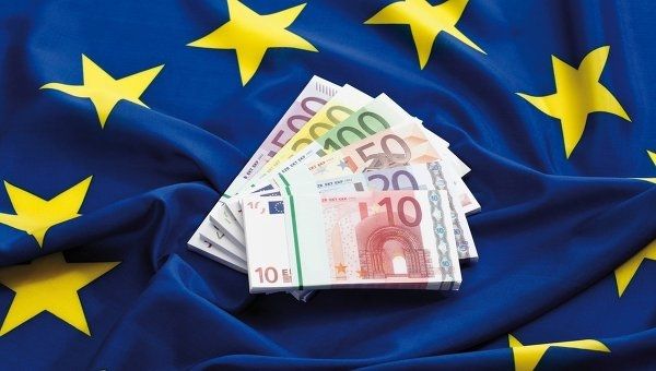 Из-за акций под лаврой Украина может остаться без денег ЕС / eurointegration.com.ua